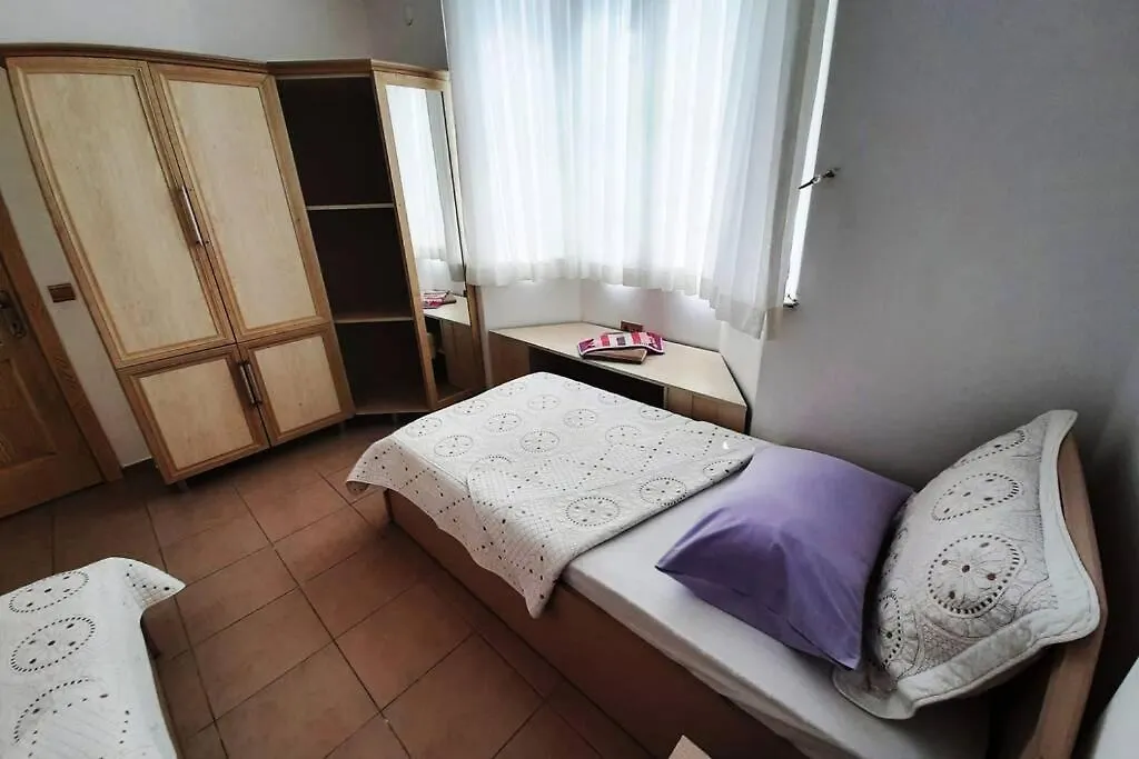 Kusadasi Sezonluk Oezel Havuzlu Bungalov Villa Only Seasonal Rental Villa Minimum 60 Days