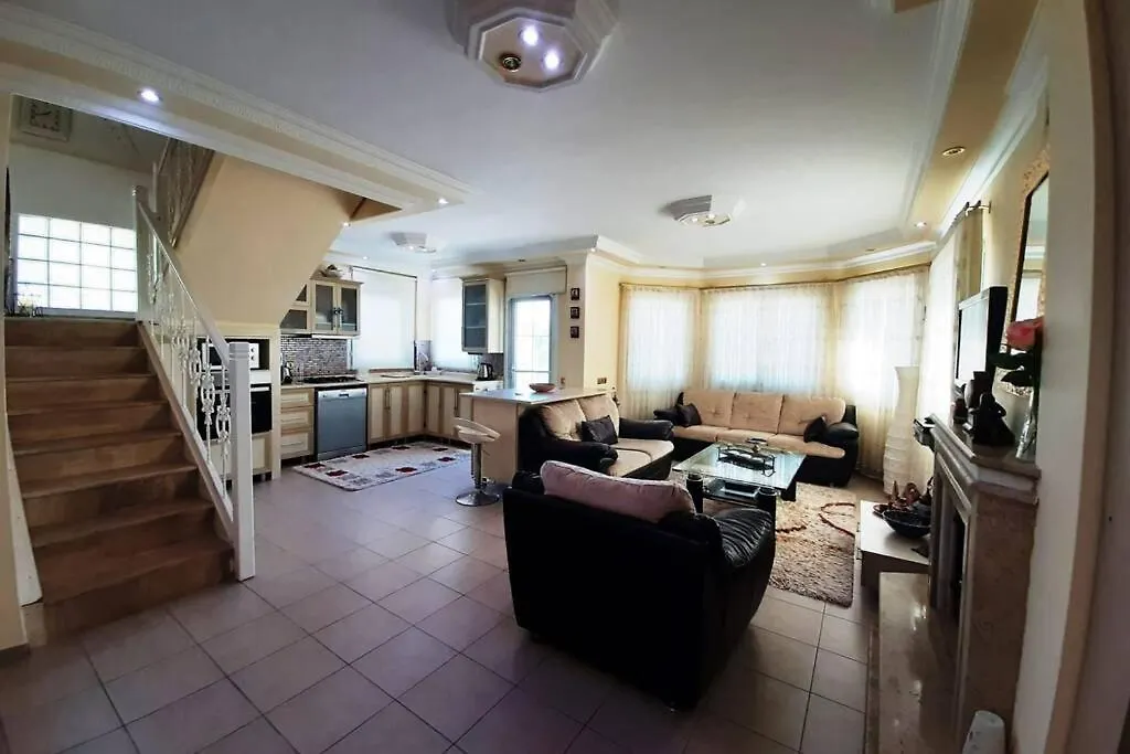 Kuşadası Sezonluk Özel Havuzlu Bungalov Villa only seasonal rental villa minimum 60 days 0*,